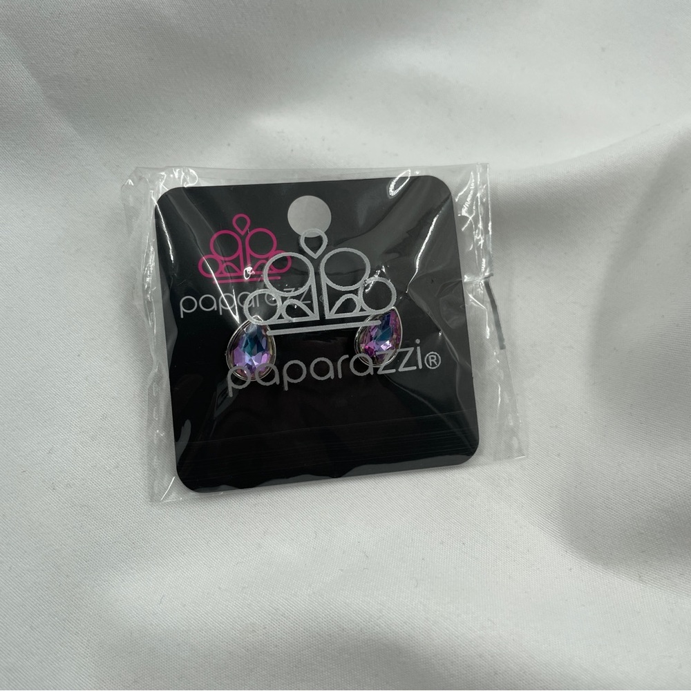 Paparazzi Iridescent Earring - Picture 4 of 5